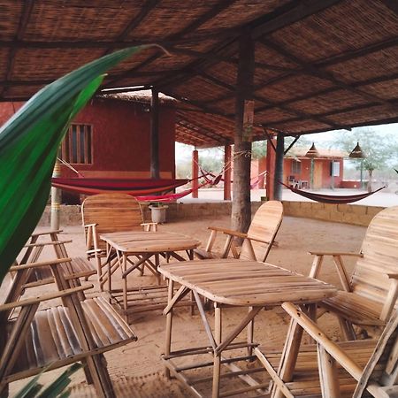 Nguel Du Saloum - Chez Abdou Et Mar Hotel Mar Lodj Bagian luar foto