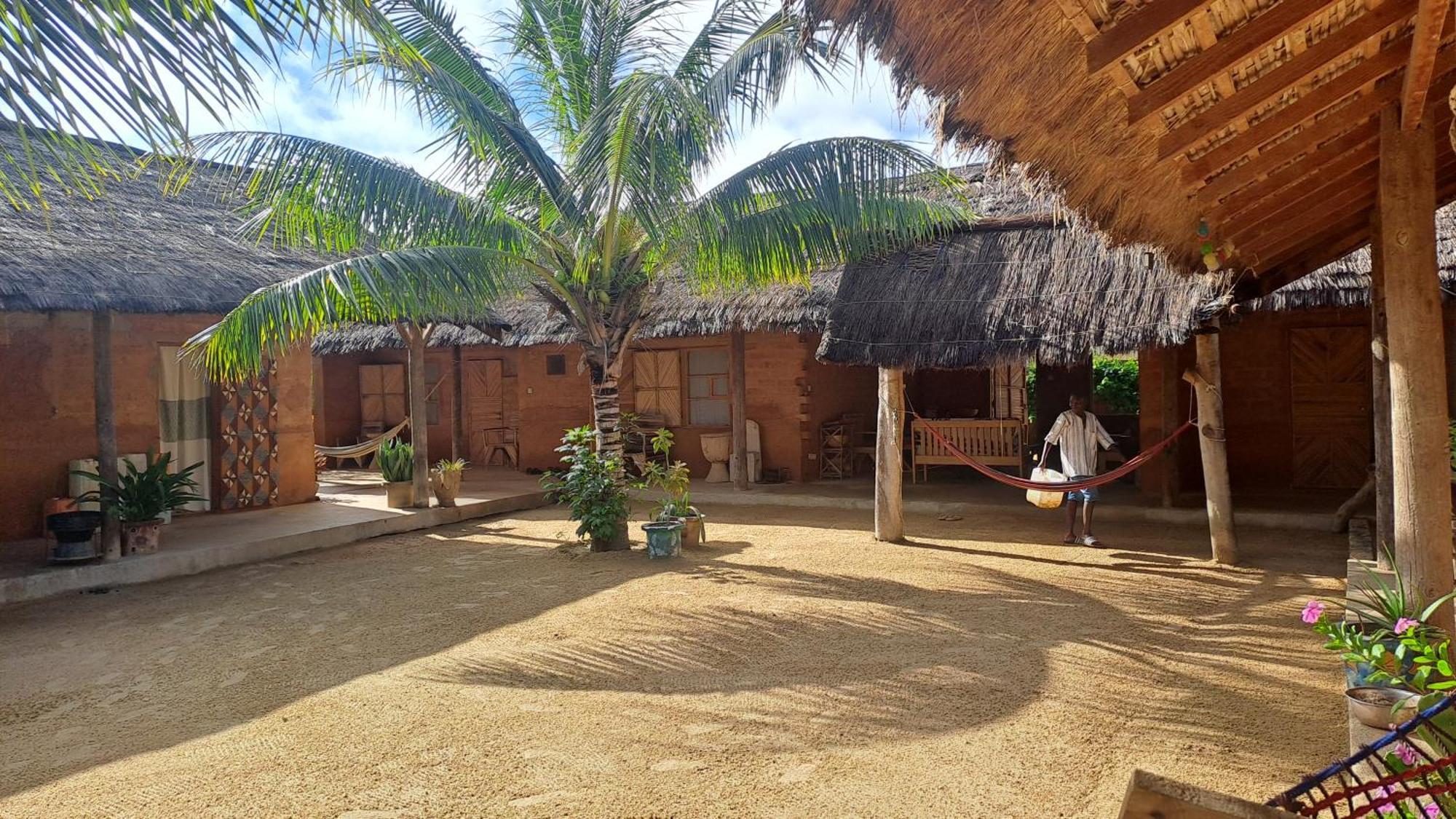 Nguel Du Saloum - Chez Abdou Et Mar Hotel Mar Lodj Bagian luar foto
