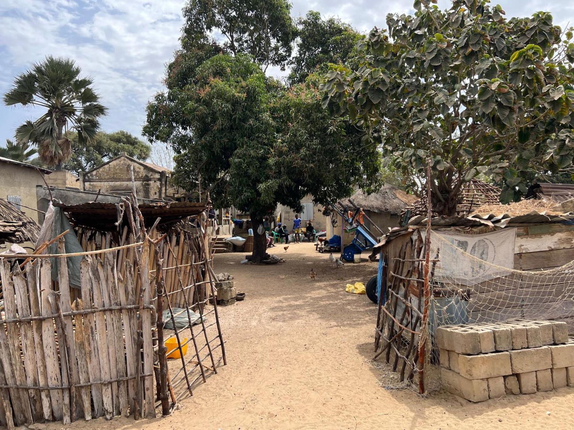 Nguel Du Saloum - Chez Abdou Et Mar Hotel Mar Lodj Bagian luar foto