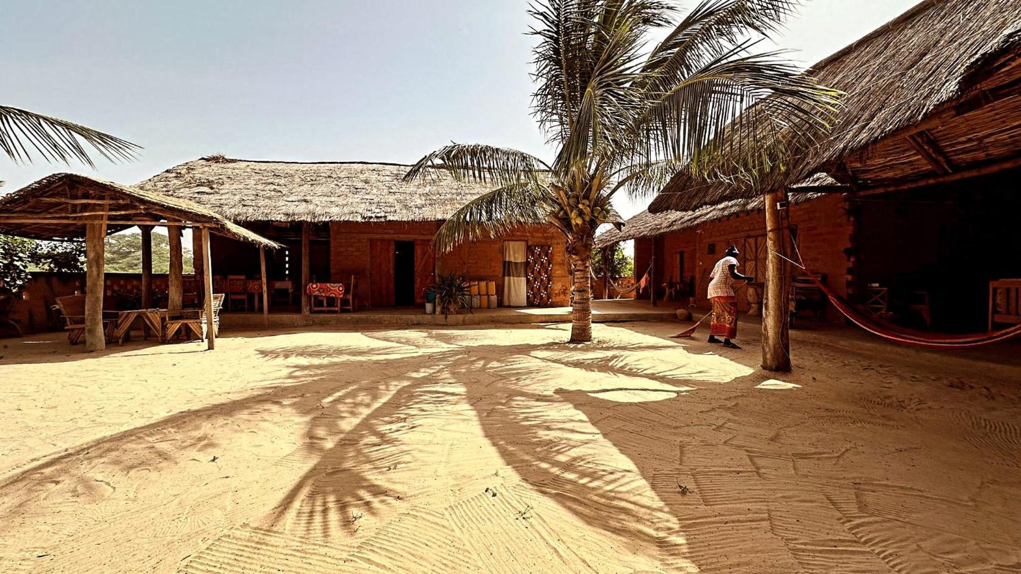 Nguel Du Saloum - Chez Abdou Et Mar Hotel Mar Lodj Bagian luar foto